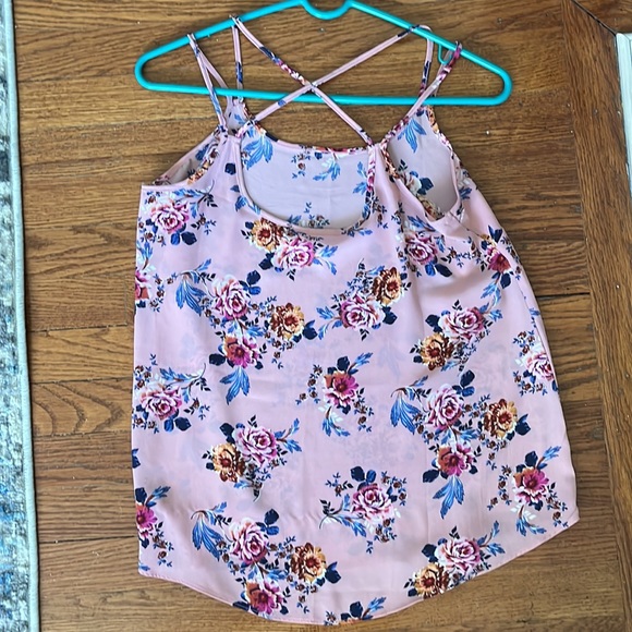 Pink Rose: light pink floral tank top - Picture 2 of 5